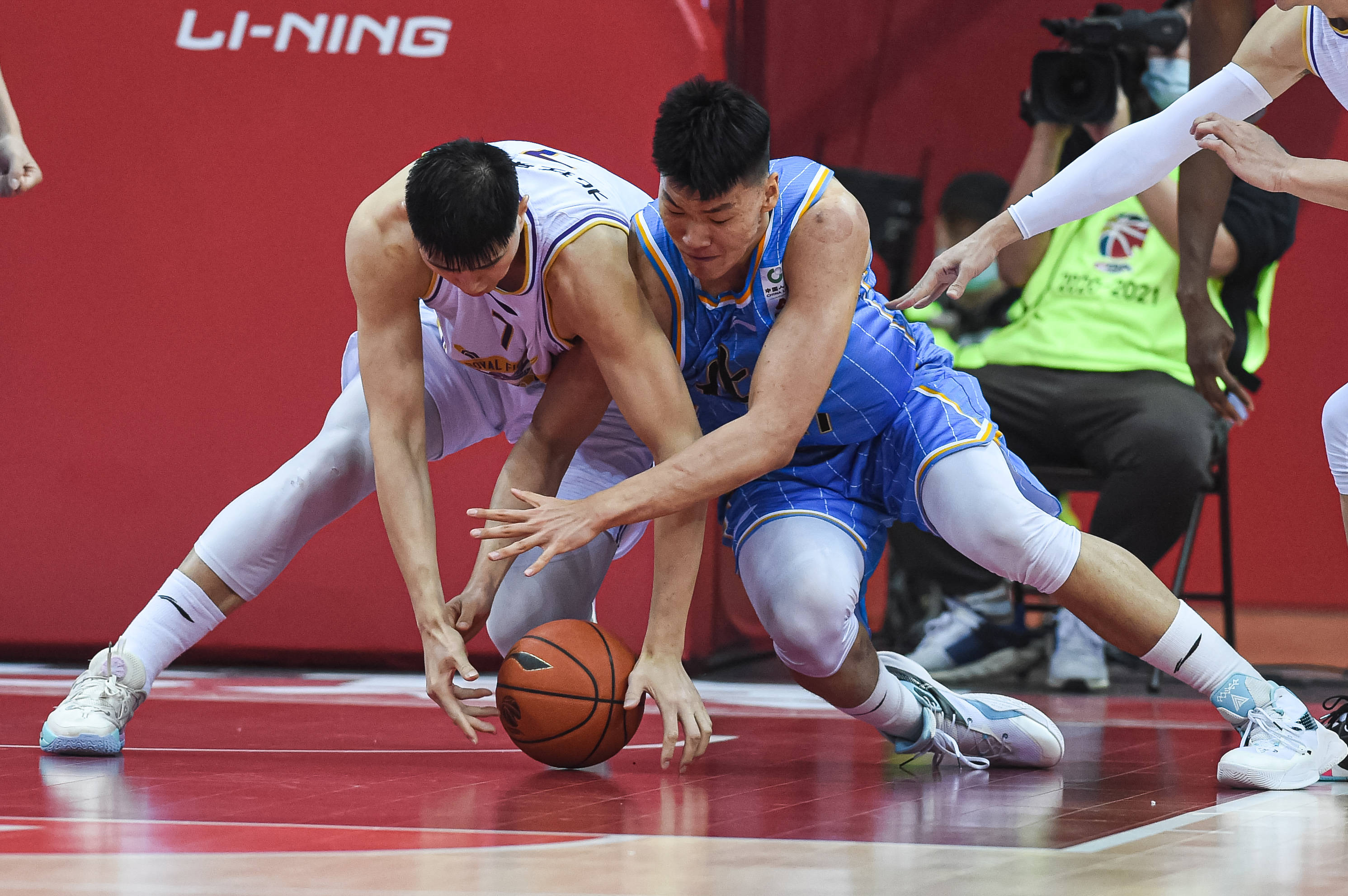 官方下载-Ning在勇士比赛中持续失利，锐不可当引发热议！